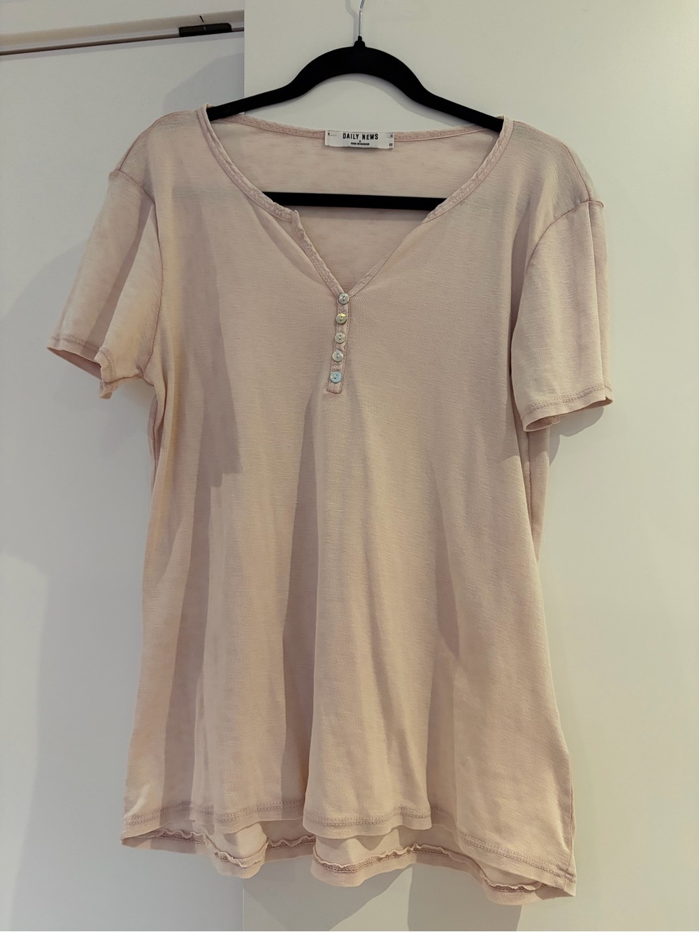 Daily News Women's Soft Blush Short Sleeve V-Neck Henley